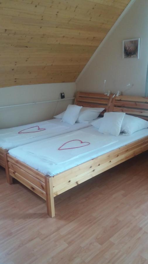 Vakacio Apartman Balatonalmádi Екстериор снимка