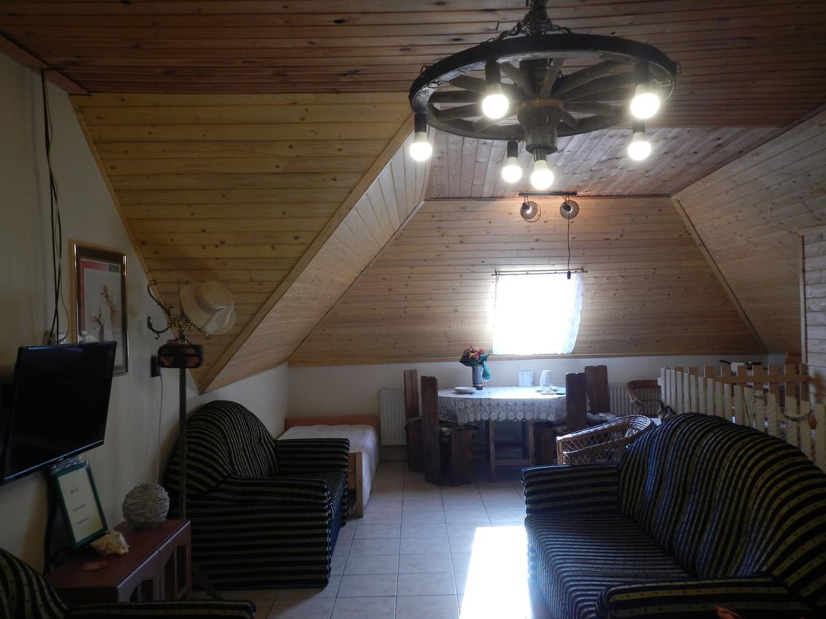 Vakacio Apartman Balatonalmádi Екстериор снимка
